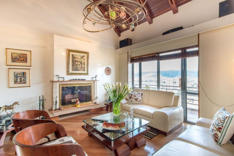 Apartamento en venta Cundinamarca Bogotá Niza Suba 196 m2 Habitaciones 3 Baños 3 Garajes 2 Precio $1300000000