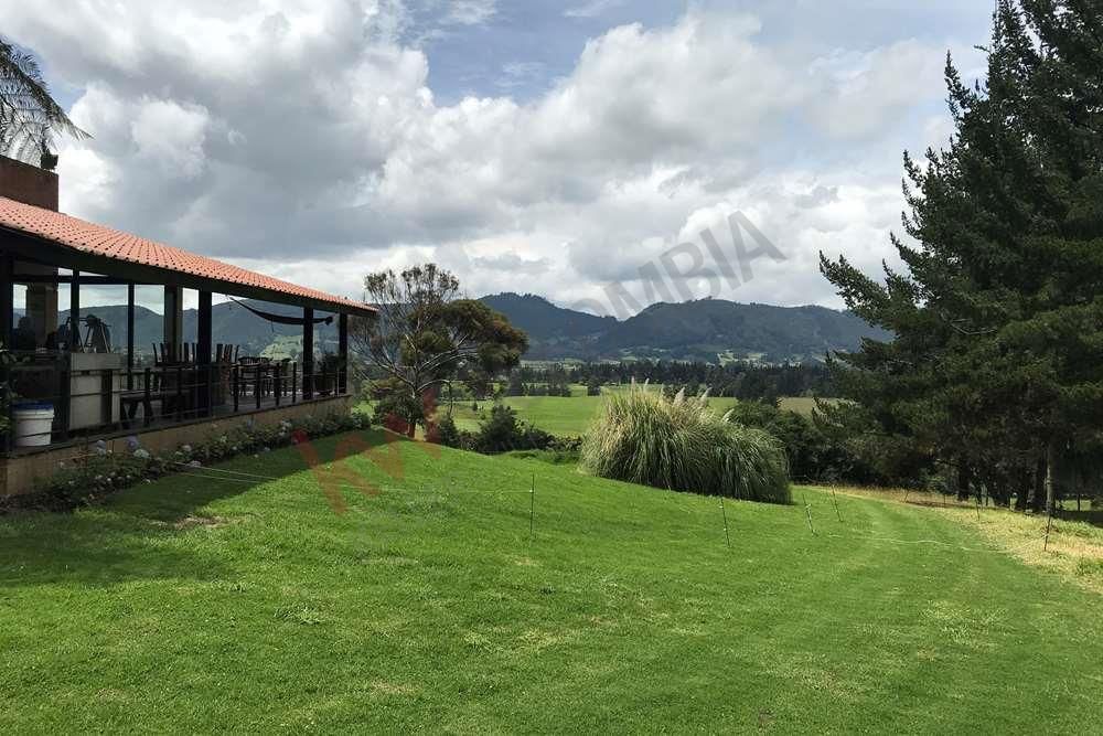 Finca en venta Cundinamarca Tenjo Cn Juaica 20200 m2 Habitaciones 3 Baños 3 Garajes 1 Precio $3500000000