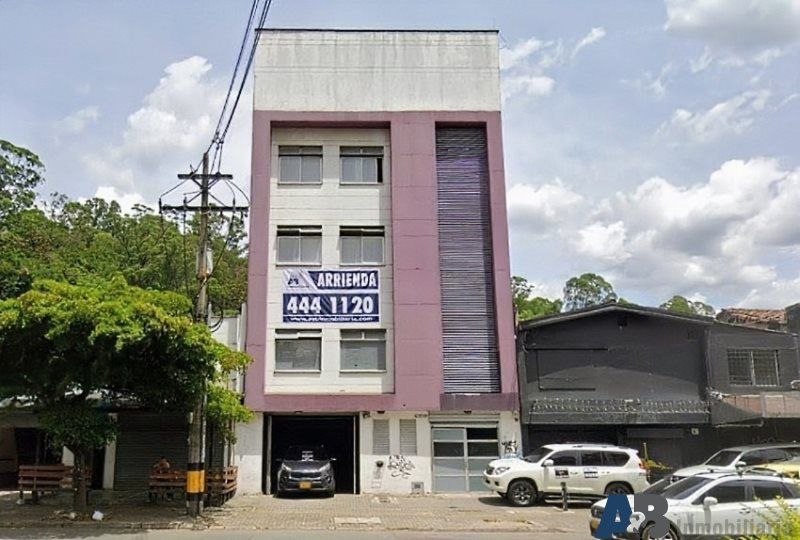 Bodega en arriendo Antioquia Medellín Cerro Nutibara 1950 m2 Habitaciones 0 Baños 10 Garajes 0 Precio $50000000