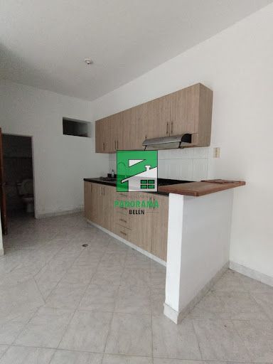 Bodega en arriendo Antioquia Medellín Santa Fe 37 m2 Habitaciones 0 Baños 10 Garajes 1 Precio $3000000
