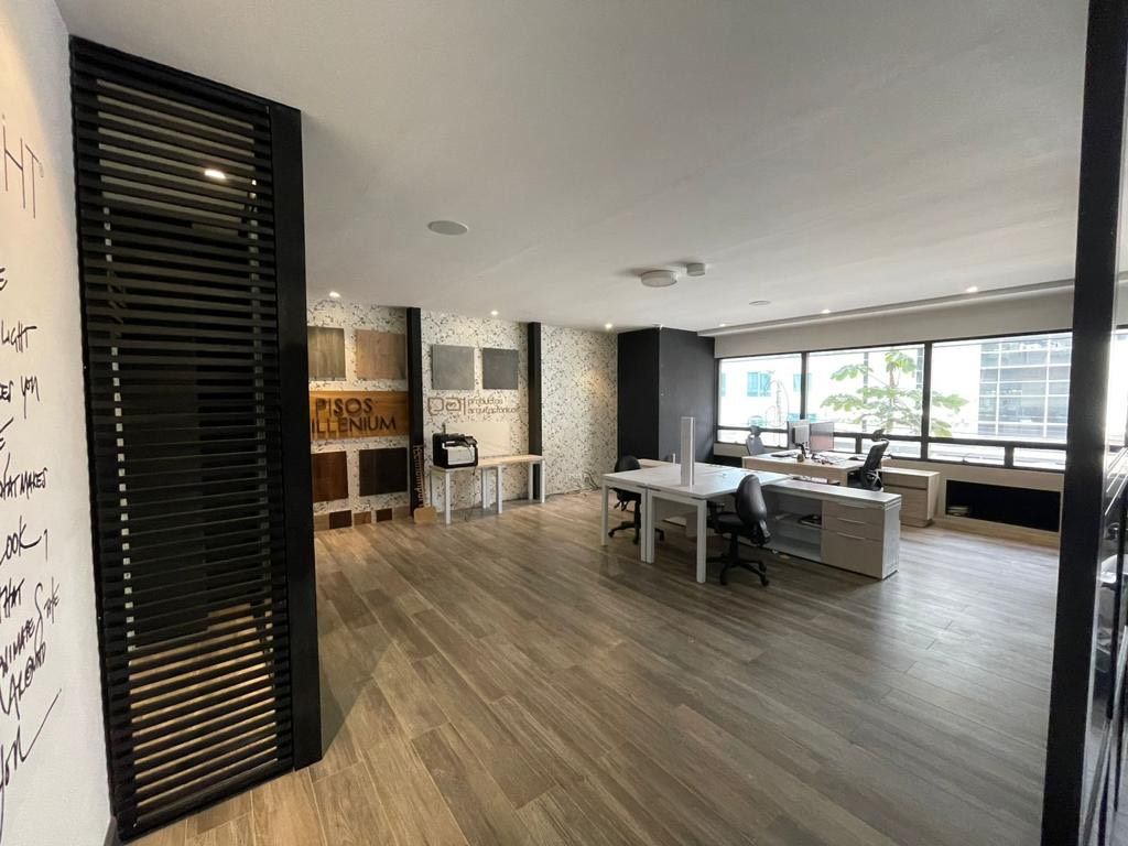 Oficina en arriendo Cundinamarca Bogotá Santa Barbara Oriental 132 m2 Habitaciones 0 Baños 0 Garajes 0 Precio $10000000