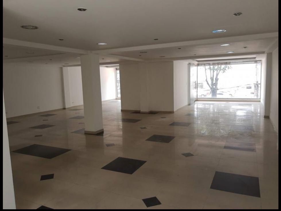 Edificio en arriendo Cundinamarca Bogotá Sears 570 m2 Habitaciones 0 Baños 8 Garajes 0 Precio $35000000