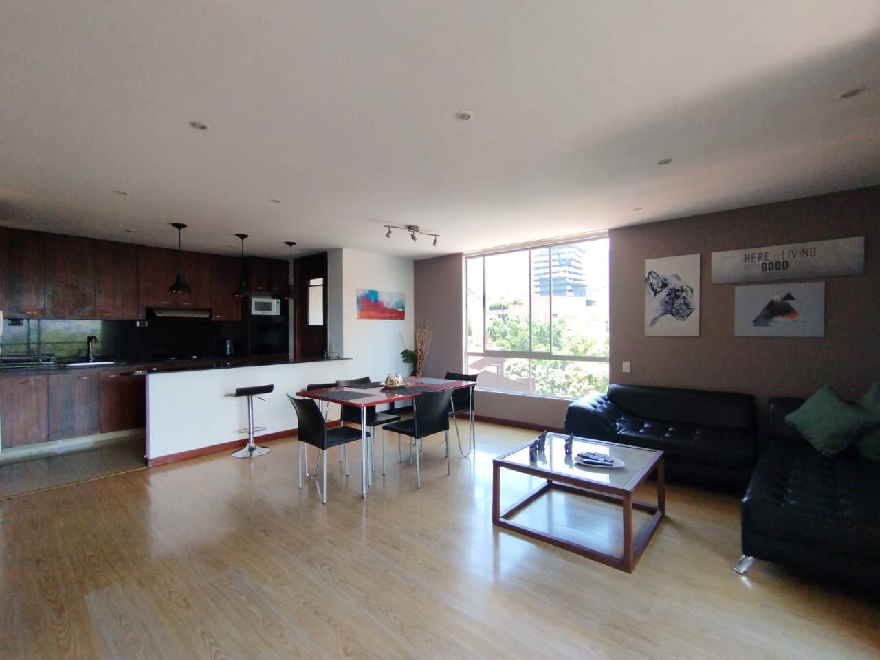 Apartamento en arriendo o venta Antioquia Medellín La Linde 97 m2 Habitaciones 2 Baños 2 Garajes 3 Precio venta $960000000 Precio arriendo $5600000