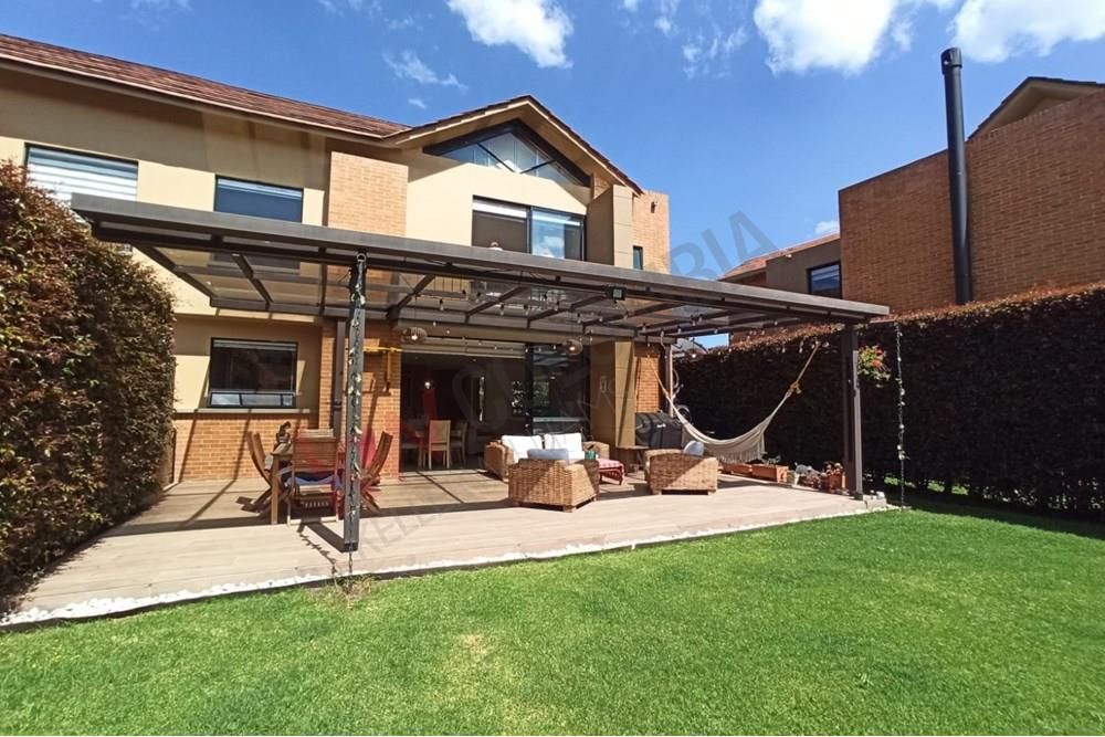 Casa en venta Cundinamarca Chía Cr Hacienda Fontanar Cipres 169 m2 Habitaciones 3 Baños 3 Garajes 1 Precio $1370000000