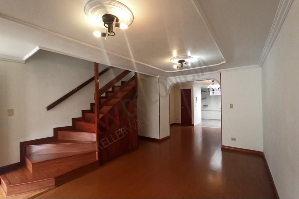 Casa en venta Cundinamarca Bogotá Cedro Bolívar 91 m2 Habitaciones 4 Baños 3 Garajes 1 Precio $600000000