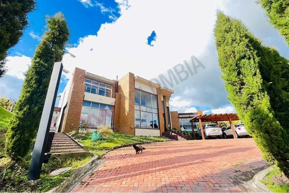 Casa en venta Cundinamarca La Calera La Calera 534 m2 Habitaciones 4 Baños 6 Garajes 0 Precio $2800000000