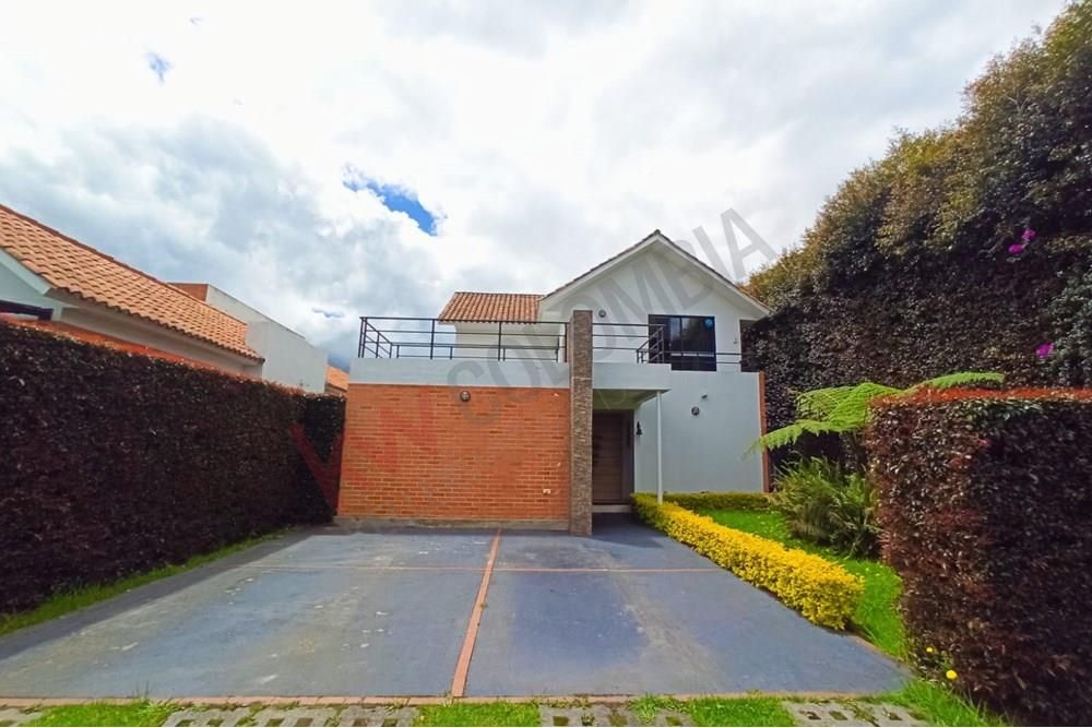 Casa en venta Cundinamarca Chía Br Santa Lucia 217 m2 Habitaciones 4 Baños 4 Garajes 1 Precio $950000000