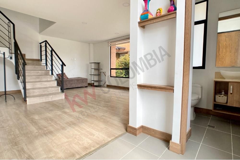 Casa en venta Cundinamarca Cajicá Cajica 114 m2 Habitaciones 3 Baños 8 Garajes 4 Precio $950000000