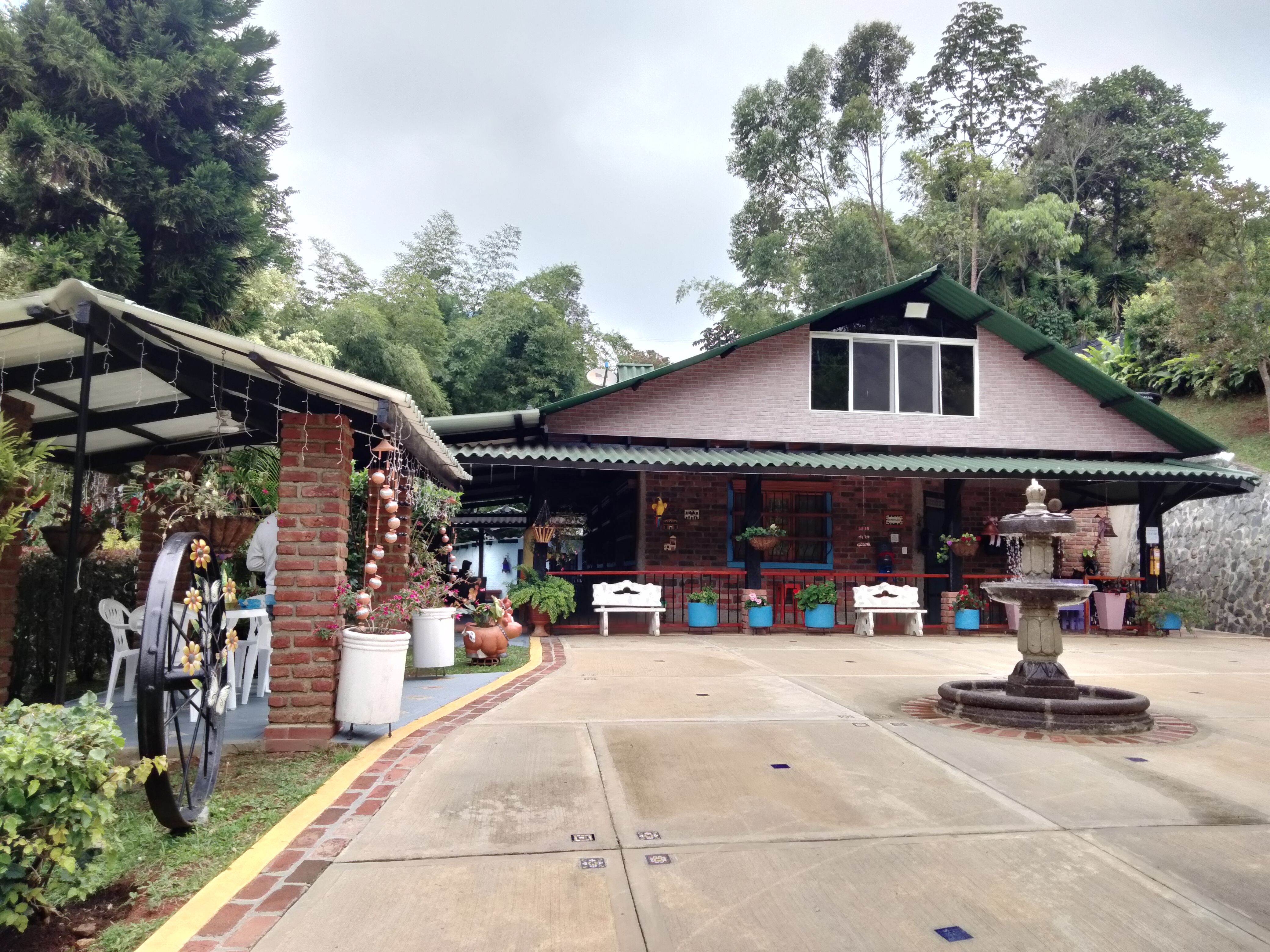 Finca en venta Valle Del Cauca Calima Calima 4500 m2 Habitaciones 11 Baños 7 Garajes 1 Precio $1300000000