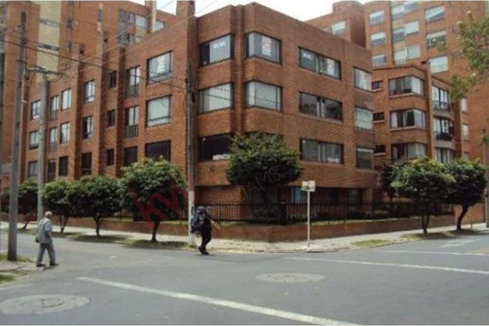 Apartamento en venta Cundinamarca Bogotá Chico Norte Et Iii 170 m2 Habitaciones 4 Baños 4 Garajes 3 Precio $1390000000