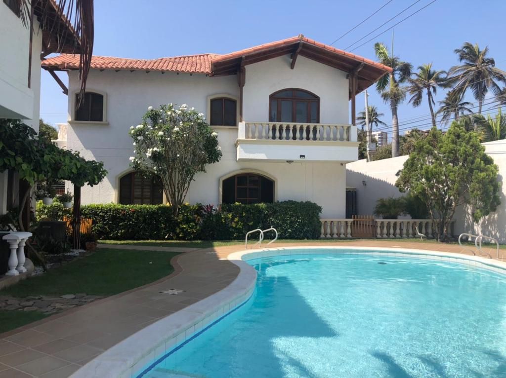 Casa en venta Atlántico Puerto Colombia Puerto Colombia 340 m2 Habitaciones 3 Baños 4 Garajes 2 Precio $1435000000
