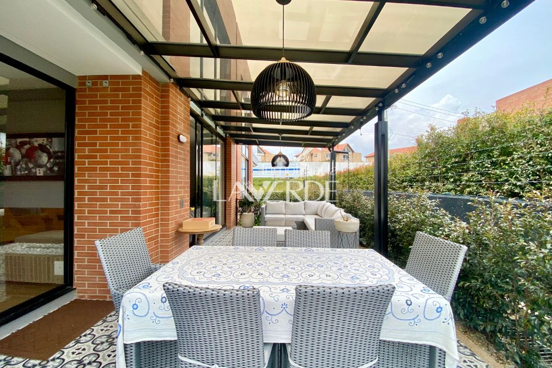 Casa en venta Cundinamarca Cajicá Cajica 250 m2 Habitaciones 4 Baños 5 Garajes 4 Precio $1400000000