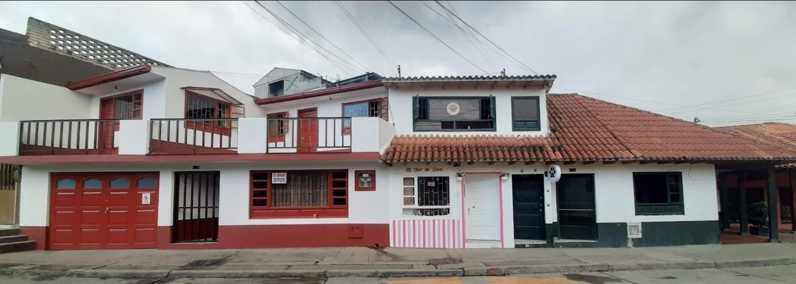 Casa en venta Cundinamarca La Calera Centro 240 m2 Habitaciones 8 Baños 5 Garajes 1 Precio $1790000000