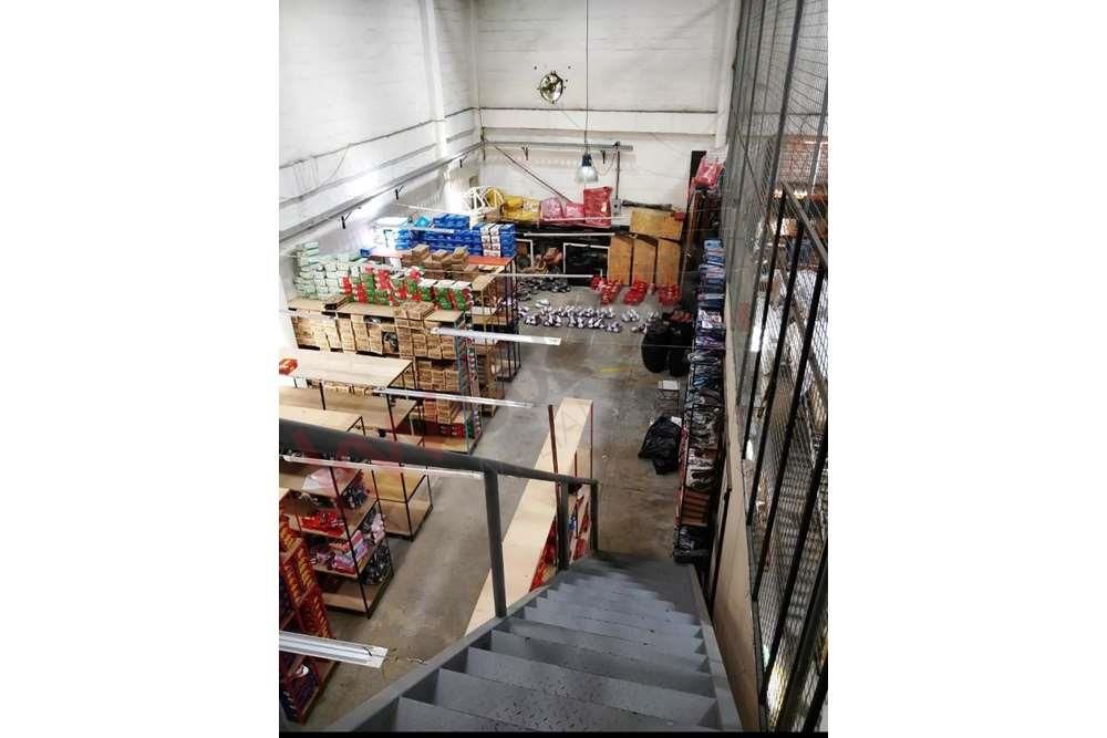 Bodega en venta Valle Del Cauca Cali Sector Calima 468 m2 Habitaciones 0 Baños 1 Garajes 0 Precio $1100000000