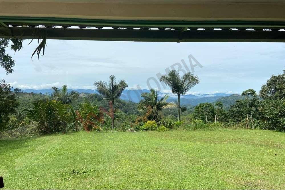 Finca en venta Cundinamarca Sasaima Sasaima 122100 m2 Habitaciones 1 Baños 1 Garajes 0 Precio $1950000000
