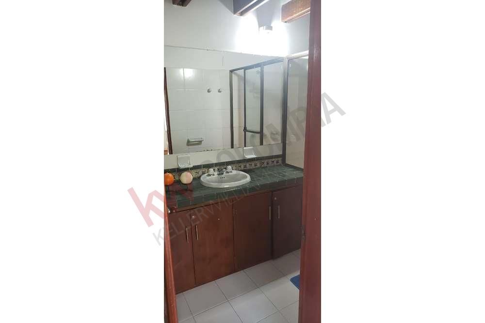 Casa en venta Cundinamarca Girardot Girardot 1000 m2 Habitaciones 5 Baños 4 Garajes 1 Precio $895000000