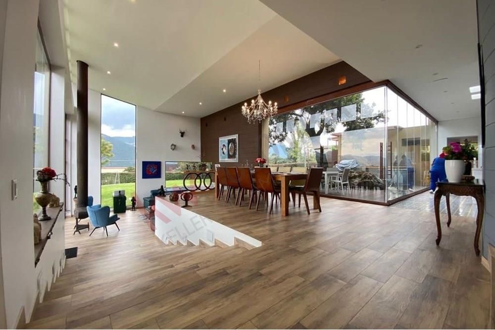 Casa en venta Cundinamarca La Calera La Calera 2983 m2 Habitaciones 4 Baños 8 Garajes 2 Precio $2800000000