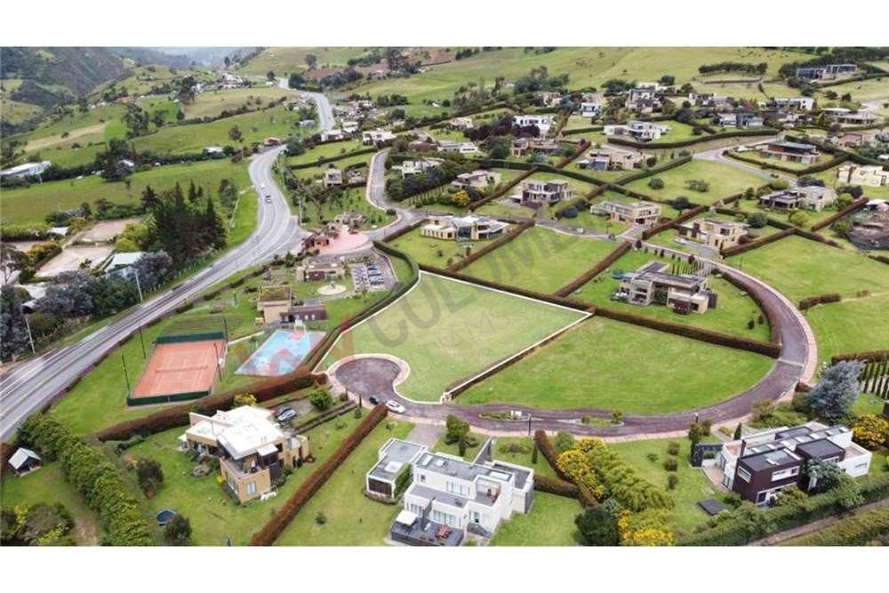 Lote en venta Cundinamarca La Calera La Calera 3482 m2 Habitaciones 0 Baños 0 Garajes 2 Precio $750000000