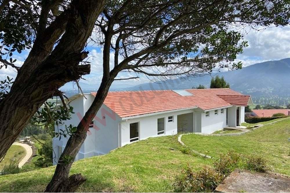 Finca en venta Cundinamarca Sopó Sopó 1600 m2 Habitaciones 4 Baños 6 Garajes 2 Precio $1300000000