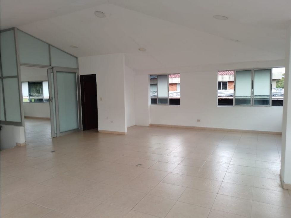 Oficina en arriendo Meta Villavicencio Villavicencio 95 m2 Habitaciones 0 Baños 2 Garajes 3 Precio $3500000