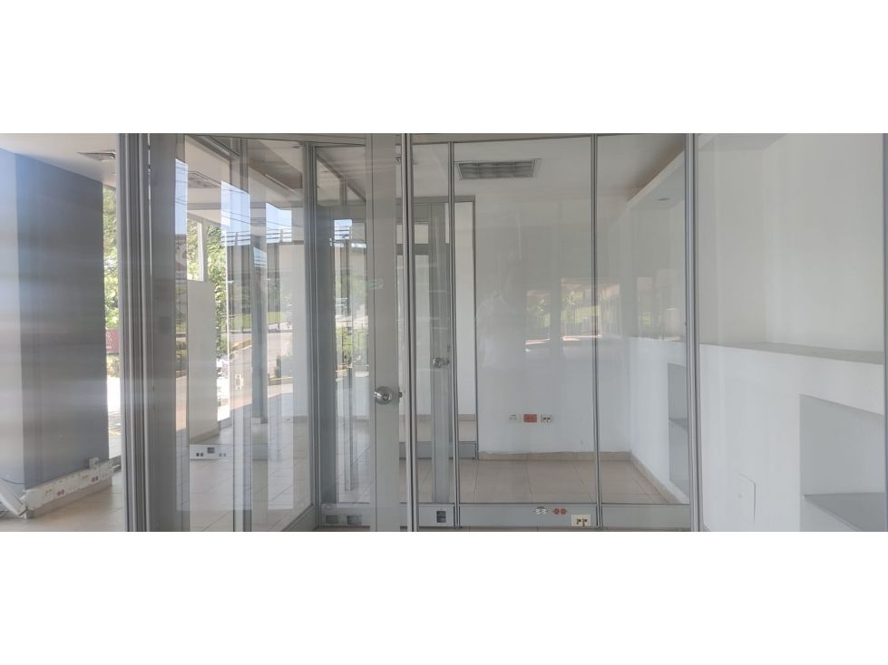 Local en arriendo Meta Villavicencio Teusaca 39 m2 Habitaciones 0 Baños 4 Garajes 2 Precio $2261000