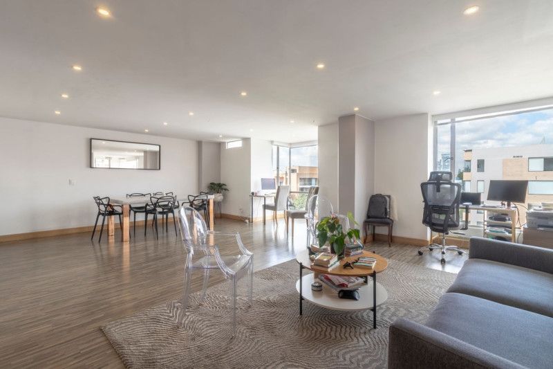 Apartamento en venta Cundinamarca Bogotá San Patricio 131 m2 Habitaciones 3 Baños 2 Garajes 2 Precio $1200000000
