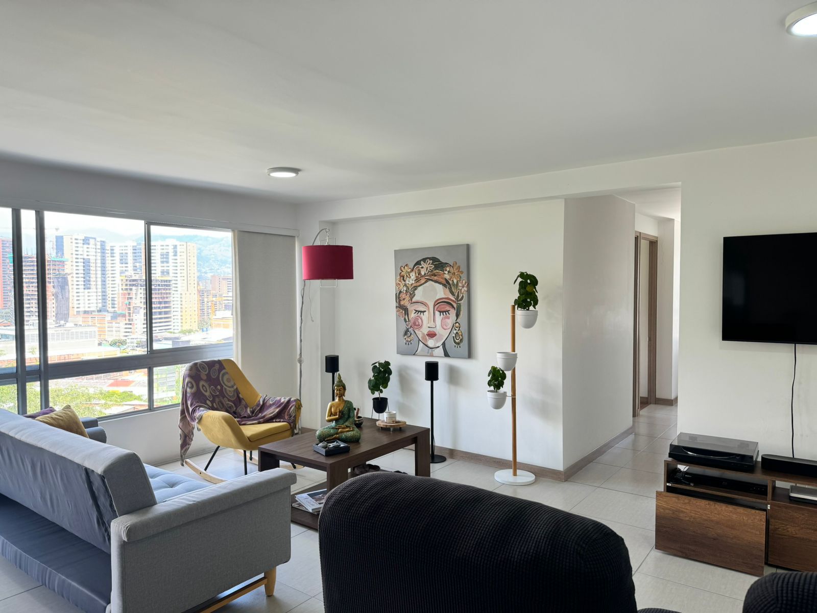 Apartamento en venta Antioquia Medellín La Milagrosa 106 m2 Habitaciones 4 Baños 2 Garajes 2 Precio $790000000
