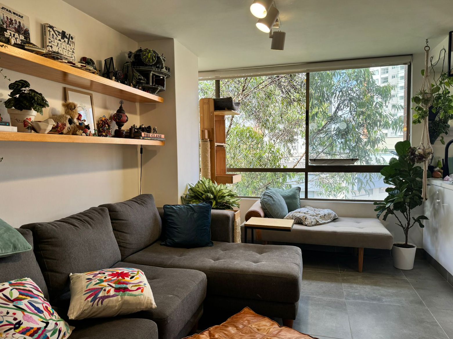 Apartamento en venta Antioquia Medellín Castropol 83 m2 Habitaciones 3 Baños 2 Garajes 2 Precio $580000000