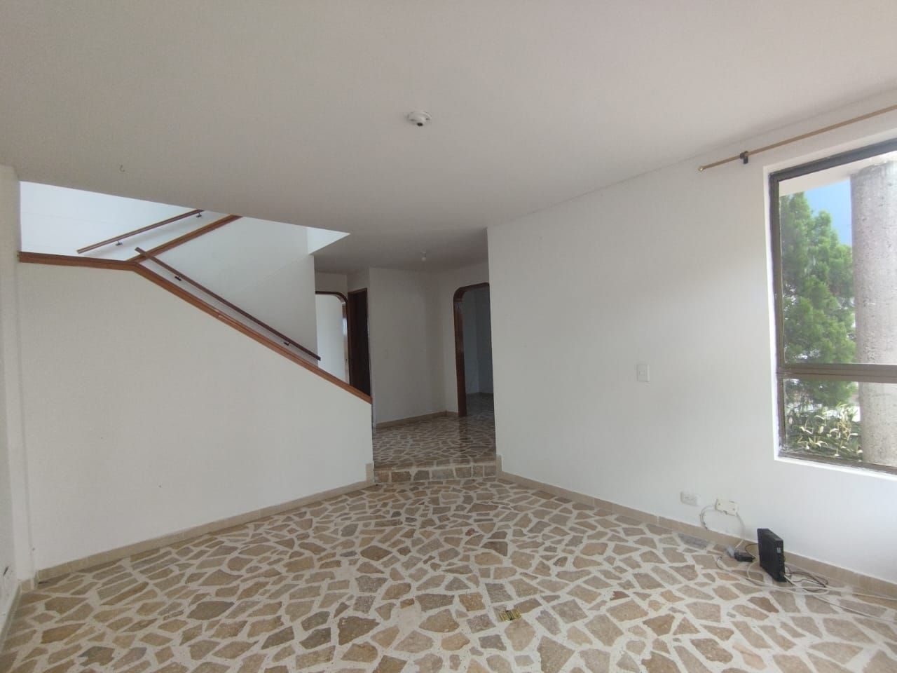 Casa en arriendo o venta Risaralda Pereira Pereira 190 m2 Habitaciones 3 Baños 4 Garajes 3 Precio venta $910000000 Precio arriendo $3600000