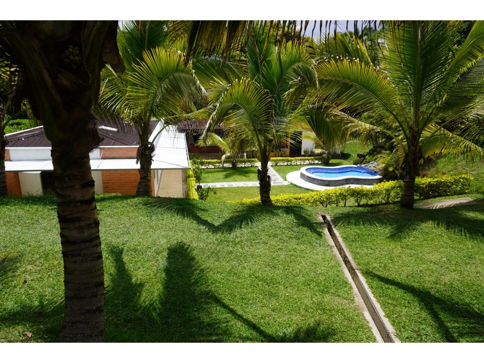 Casa Campestre en venta Caldas Manizales Manizales 220 m2 Habitaciones 7 Baños 4 Garajes 0 Precio $980000000