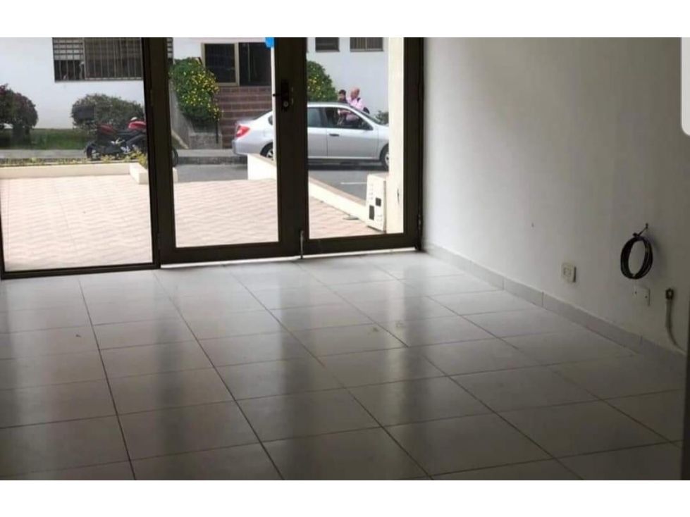 Local en arriendo Caldas Manizales Palermo Bajo 40 m2 Habitaciones 0 Baños 1 Garajes 0 Precio $1500000
