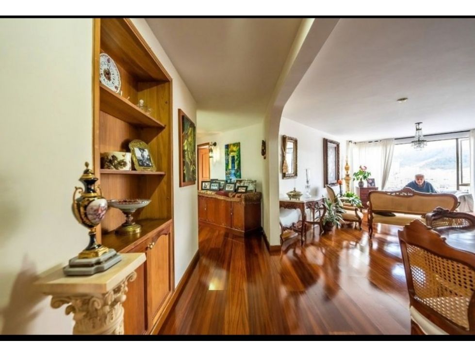 Apartamento en venta Caldas Manizales Los Laureles 112 m2 Habitaciones 3 Baños 2 Garajes 2 Precio $700000000