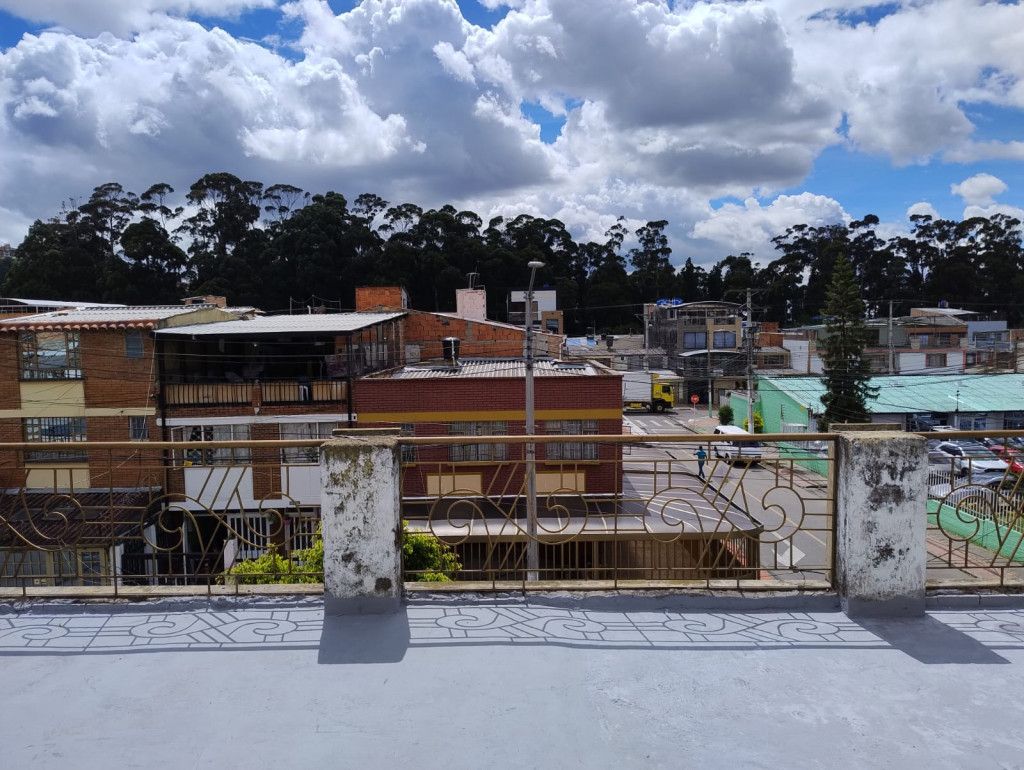 Casa en venta Cundinamarca Bogotá Ub Avenida Decima 305 m2 Habitaciones 9 Baños 8 Garajes 4 Precio $800000000