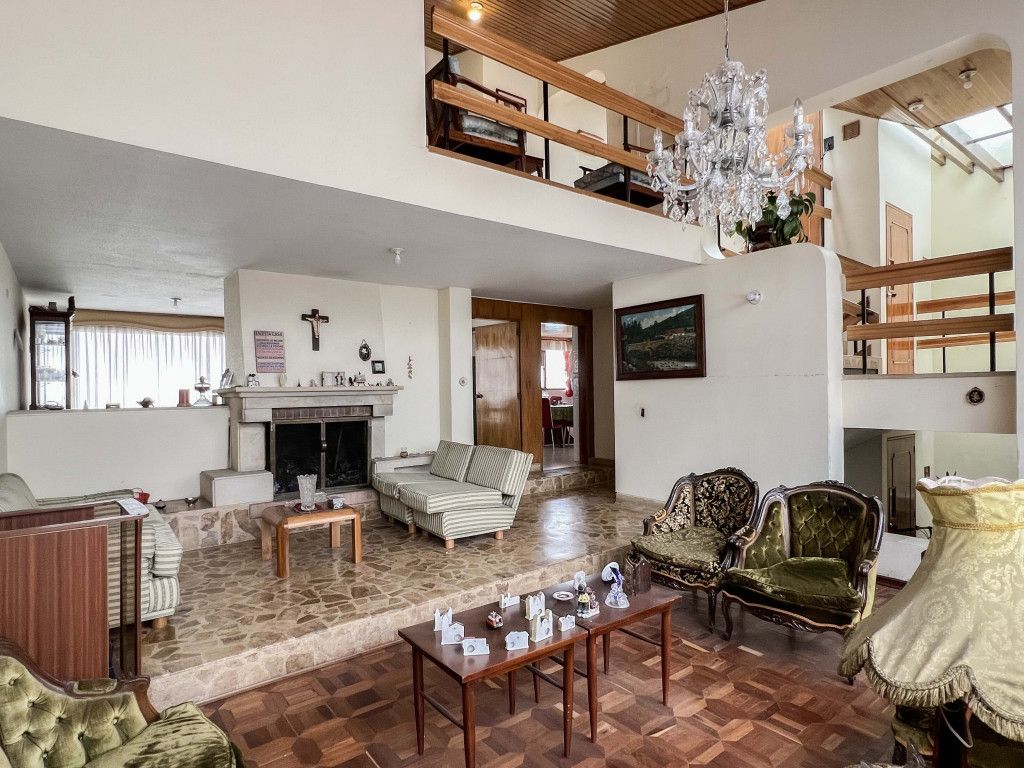 Casa en arriendo Cundinamarca Bogotá Rincon Del Chicó 249 m2 Habitaciones 4 Baños 6 Garajes 4 Precio $9800000