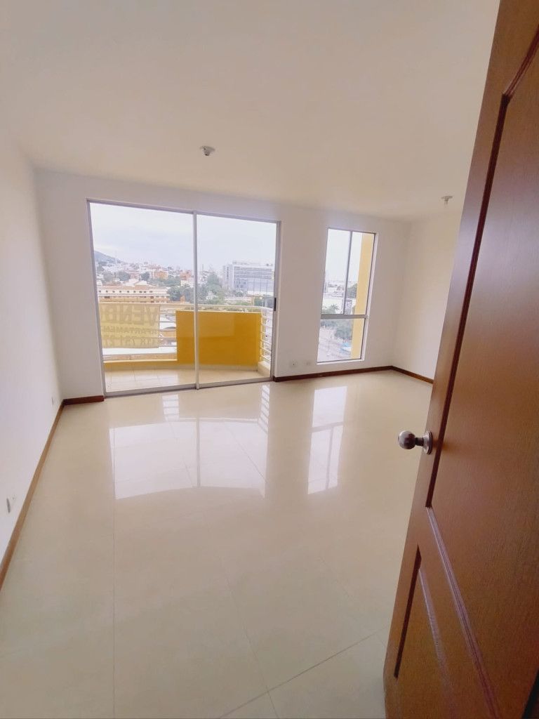 Apartamento en venta Valle Del Cauca Cali Urbanización Nueva Granada 67 m2 Habitaciones 3 Baños 2 Garajes 1 Precio $310000000