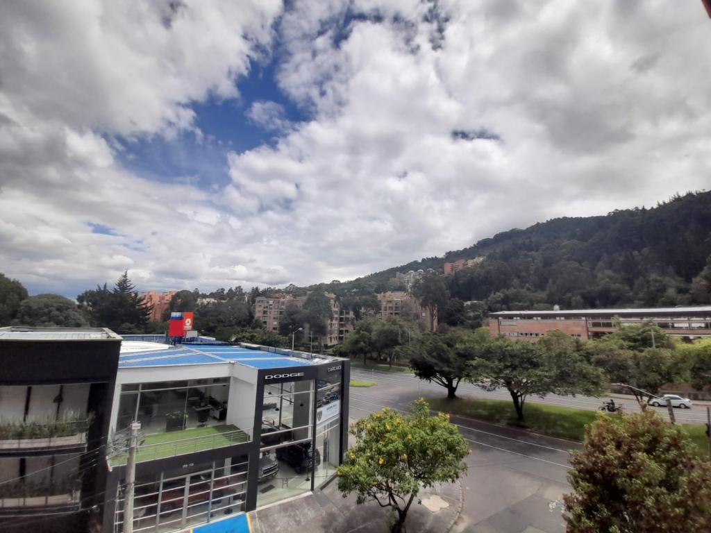 Apartamento en venta Cundinamarca Bogotá Bella Suiza 107 m2 Habitaciones 3 Baños 3 Garajes 1 Precio $680000000
