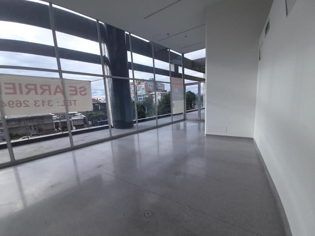 Local en arriendo Cundinamarca Bogotá Mochuelo Norte 430 m2 Habitaciones 0 Baños 0 Garajes 4 Precio $60307500