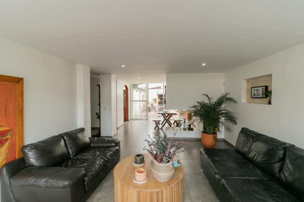 Casa en venta Cundinamarca Bogotá Paulo Vi Norte 420 m2 Habitaciones 5 Baños 5 Garajes 2 Precio $1650000000