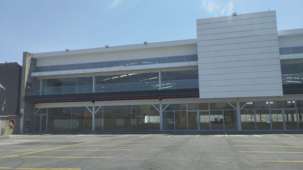 Local en arriendo Cundinamarca Chía Cr Iraca 561 m2 Habitaciones 0 Baños 3 Garajes 5 Precio $34165000