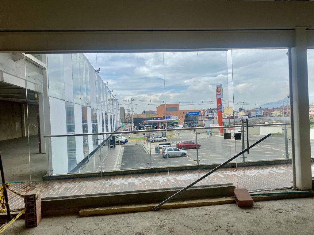 Local en arriendo Cundinamarca Chía Cr Iraca 267 m2 Habitaciones 0 Baños 1 Garajes 5 Precio $12816000