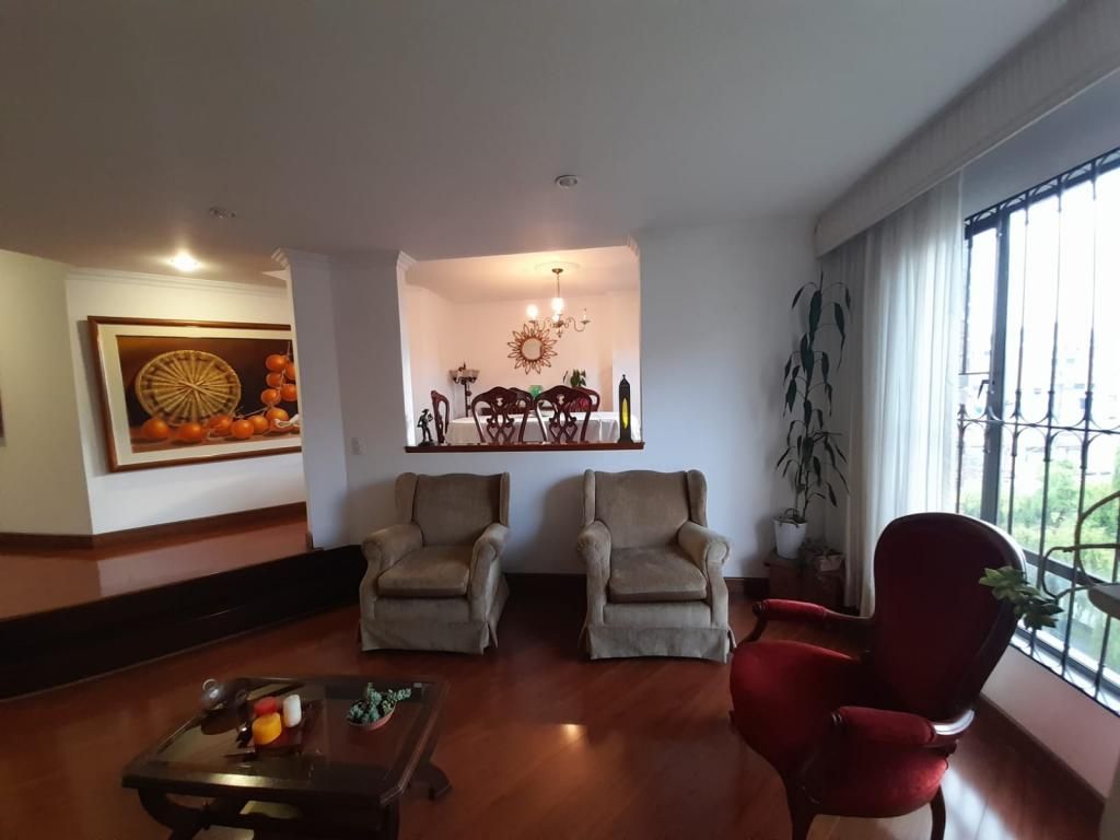 Apartamento en venta Cundinamarca Bogotá Santa Barbara Central 154 m2 Habitaciones 3 Baños 3 Garajes 2 Precio $853500000