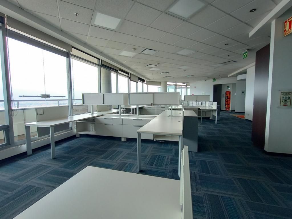 Oficina en arriendo Cundinamarca Bogotá Santa Rosa 886 m2 Habitaciones 0 Baños 0 Garajes 17 Precio $80500054