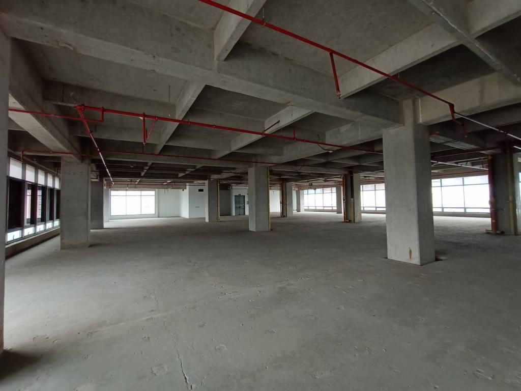 Oficina en arriendo Cundinamarca Bogotá Santa Rosa 895 m2 Habitaciones 0 Baños 0 Garajes 17 Precio $81339016