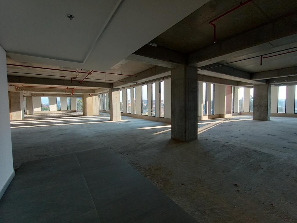 Oficina en arriendo Cundinamarca Bogotá Modelia 1800 m2 Habitaciones 0 Baños 0 Garajes 30 Precio $149941800