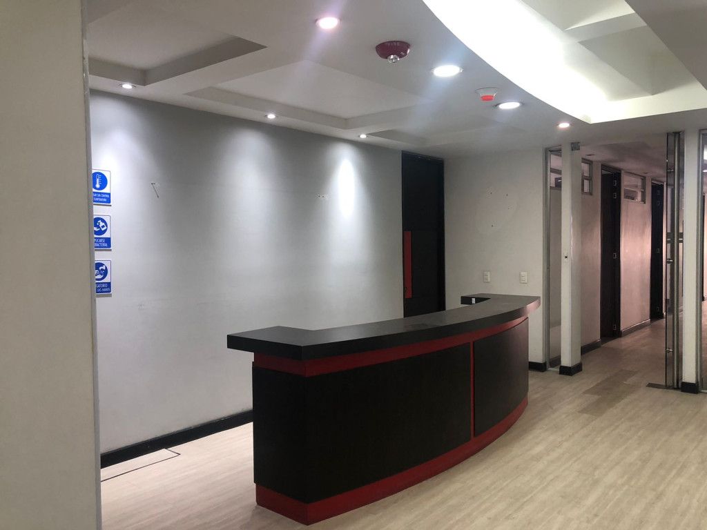 Oficina en arriendo Cundinamarca Bogotá Quinta Camacho 407 m2 Habitaciones 0 Baños 0 Garajes 5 Precio $32849199