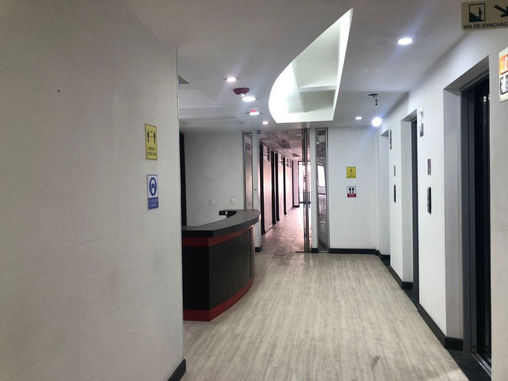 Oficina en venta Cundinamarca Bogotá Quinta Camacho 407 m2 Habitaciones 0 Baños 0 Garajes 5 Precio $3850000000