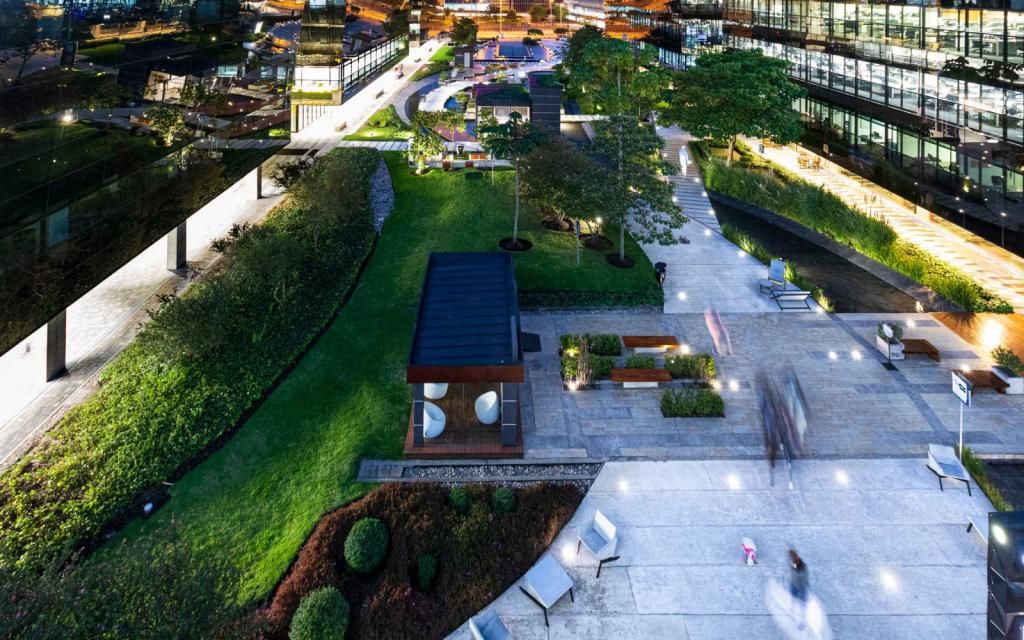 Oficina en arriendo Cundinamarca Bogotá Los Álamos 837 m2 Habitaciones 0 Baños 0 Garajes 15 Precio $64030502