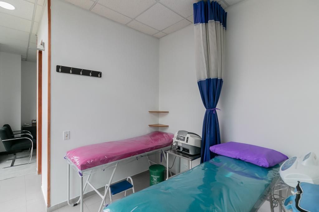 Consultorio en venta Cundinamarca Bogotá Chico 20 m2 Habitaciones 0 Baños 1 Garajes 1 Precio $280000000