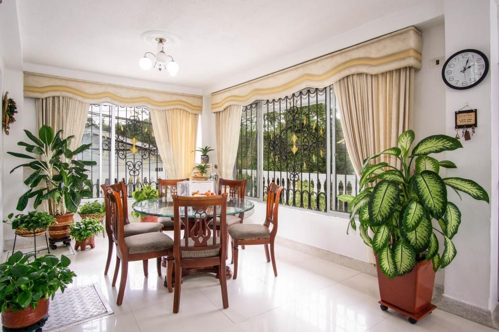 Casa en venta Valle Del Cauca Buenaventura Bellavista 560 m2 Habitaciones 6 Baños 7 Garajes 2 Precio $790000000