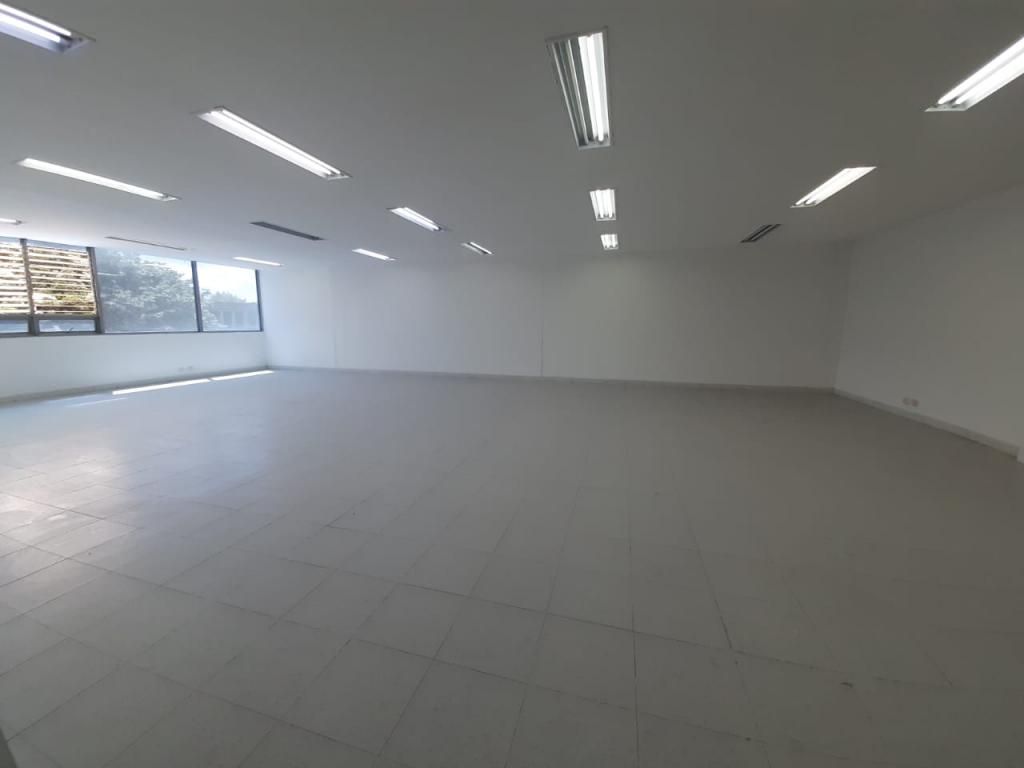 Oficina en arriendo Cundinamarca Bogotá Santa Cecilia 121 m2 Habitaciones 0 Baños 10 Garajes 3 Precio $6209431